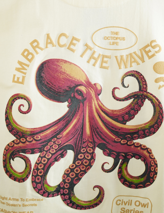 CREME OCTOPUS OVERSIZED T SHIRT
