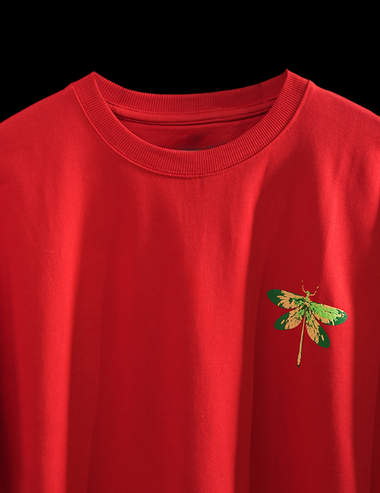 RED BUTTERFLY BEE OVERSIZED T SHIRT