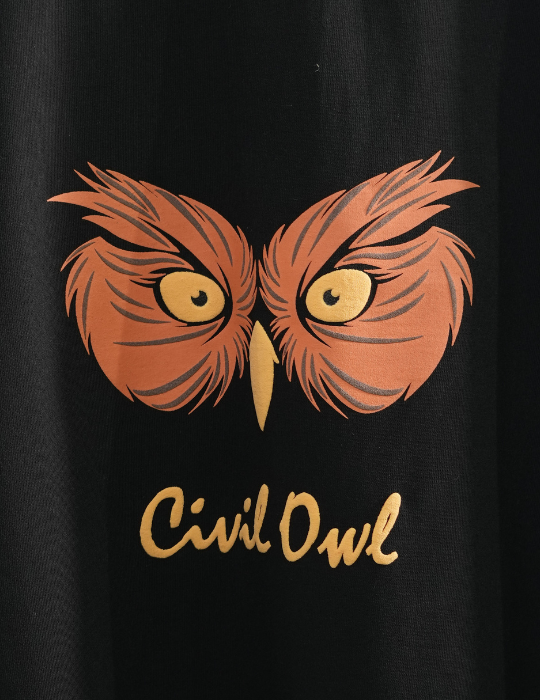 BLACK OWL FIGURE OVERSIZED T SHIRT